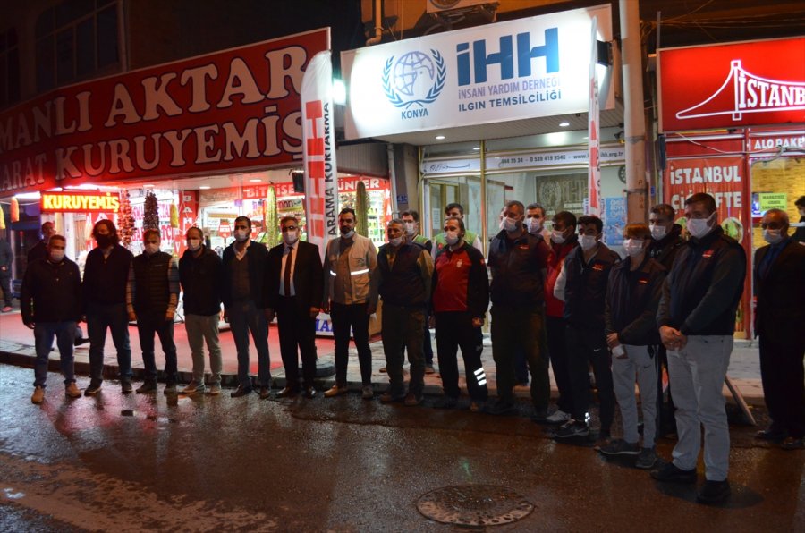 Ilgın İhh Arama Kurtarma Ekibi, İzmir'deki Çalışmalarının Ardından İlçeye Döndü