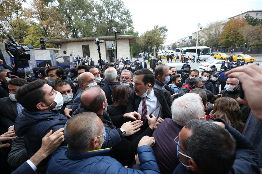 Tbmm Dikmen Kapısı Önünde Eylem