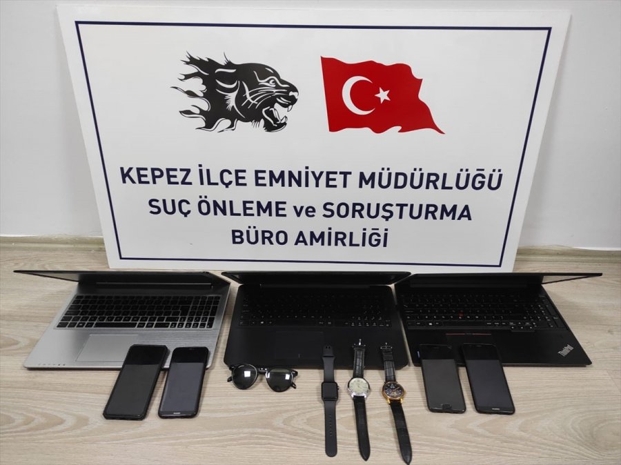 Antalya'da Hırsızlık Yaptığı İddia Edilen 4 Kişi Gözaltına Alındı