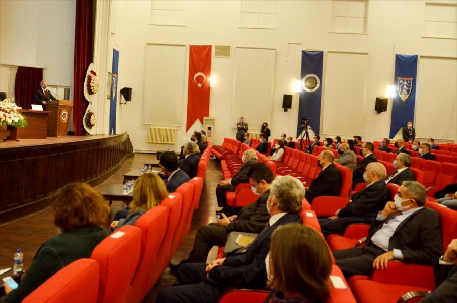 Ankara Üniversitesi Hukuk Fakültesi 95. Yılını Kutladı