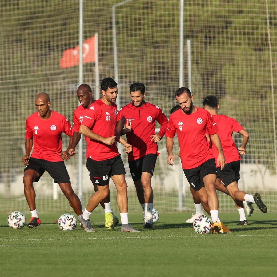 Ligde Galibiyete Hasret Kalan Antalyaspor, Kasımpaşa Maçına Odaklandı
