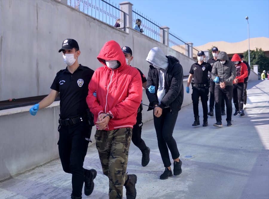 Mersin Merkezli 7 İldeki Sahte Bahis Kuponu Operasyonunda 14 Kişi Tutuklandı