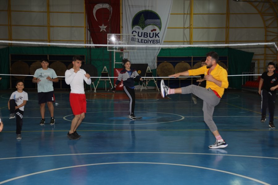 Muhasebeciliği Bıraktı Boks Antrenörü Oldu