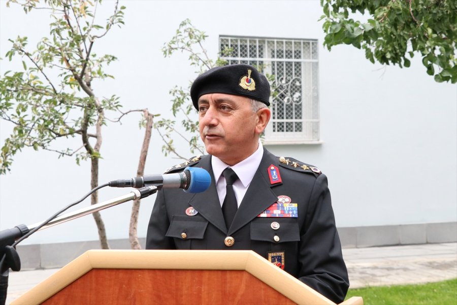 Niğde'de Kemerhisar Jandarma Komutanlığı Hizmete Girdi