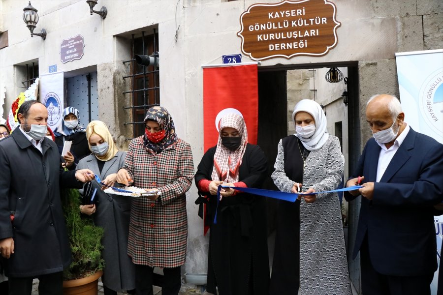 Kayseri'de Gönüllü Kültür Kuruluşları Derneğinin Yeni Hizmet Binası Açıldı