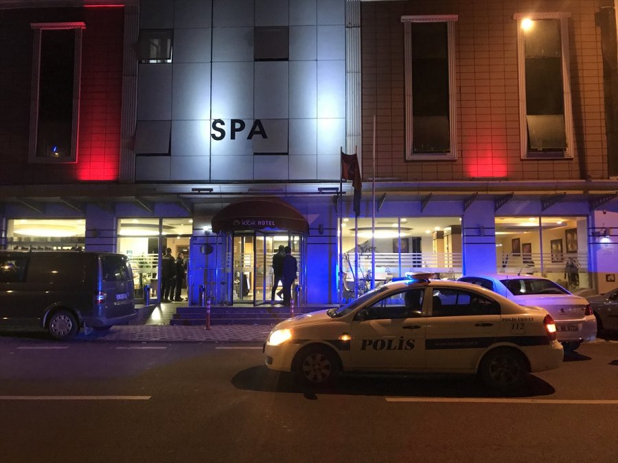Kayseri'de Otel Lobisinde Çıkan Kavgada 2 Kişi Yaralandı