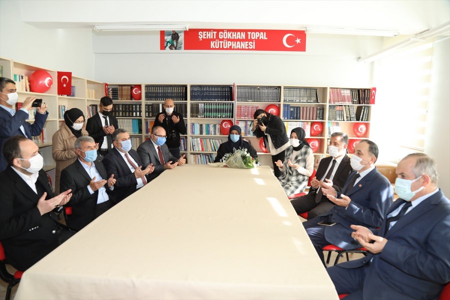 Şehit Gökhan Topal'ın Adı Okul Kütüphanesinde Yaşatılacak