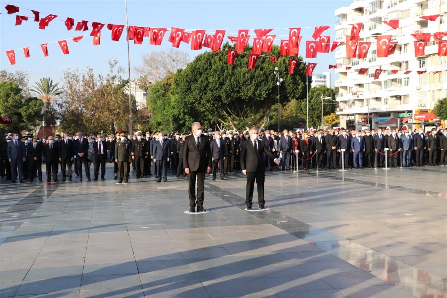 Büyük Önder Atatürk'ü Anıyoruz