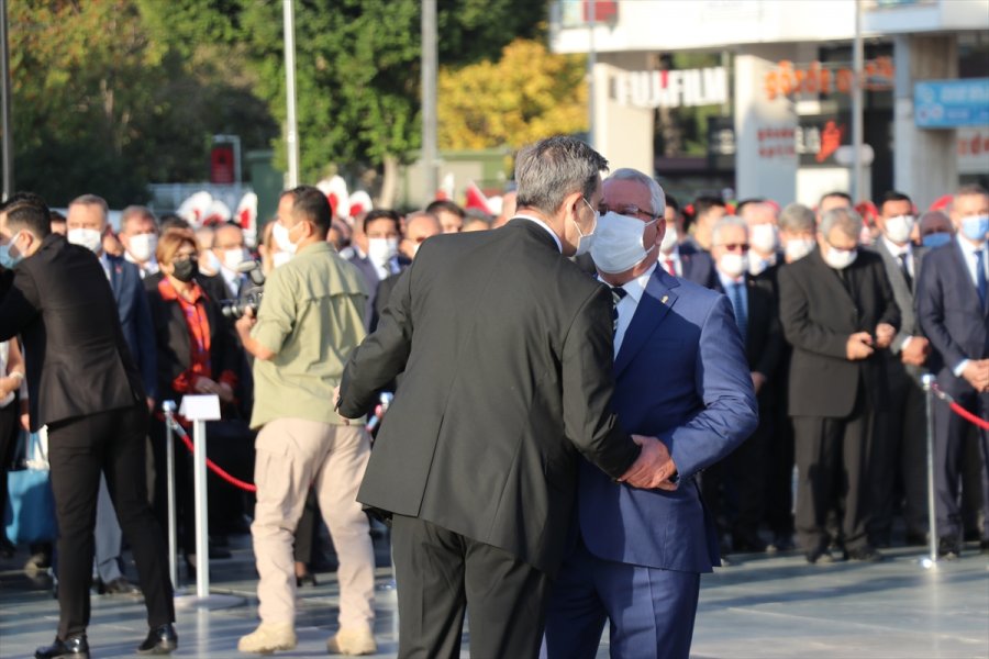 Büyük Önder Atatürk'ü Anıyoruz