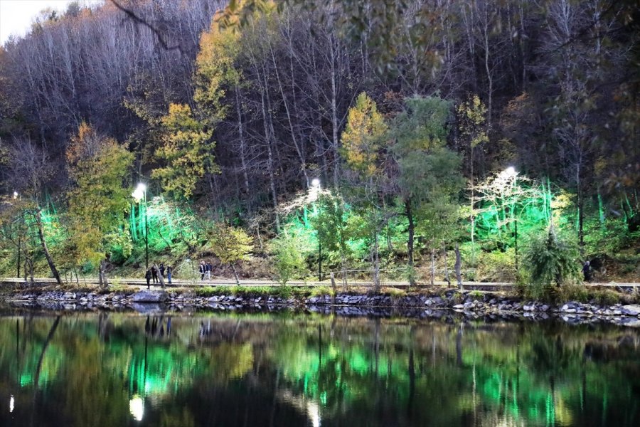 Çubuk Karagöl Sonbaharda Ziyaretçi Akınına Uğruyor