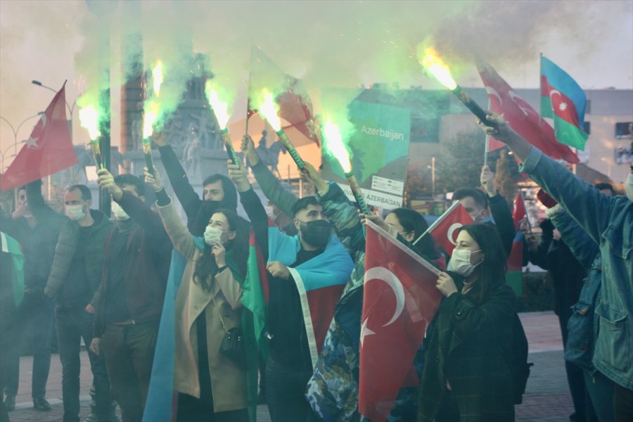 Eskişehir Azerbaycanlılar Derneğinden Zafer Kutlaması