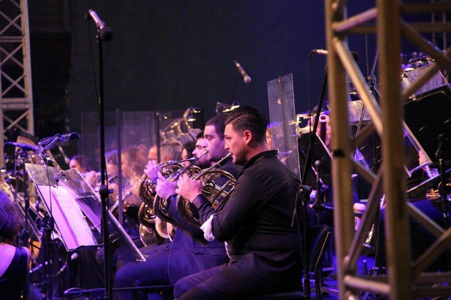 Mersin Devlet Opera Ve Balesi Verdiği Konserle Atatürk'ü Andı