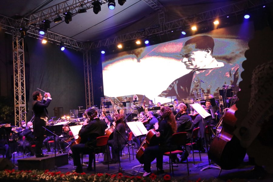 Mersin Devlet Opera Ve Balesi Verdiği Konserle Atatürk'ü Andı