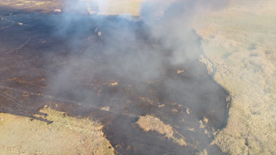 Güncelleme - Mersin'deki Göksu Deltası'nda Çıkan Yangın Kontrol Altına Alındı