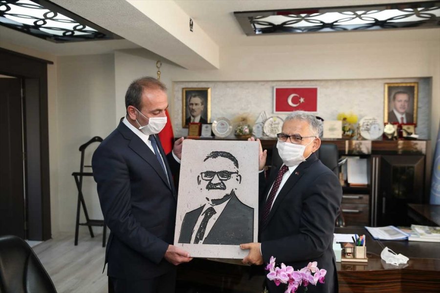 Büyükşehir Belediye Başkan Memduh Büyükkılıç, Tomarza'da