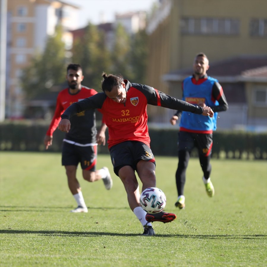Kayserispor'da Galatasaray Maçı Hazırlıkları Devam Ediyor