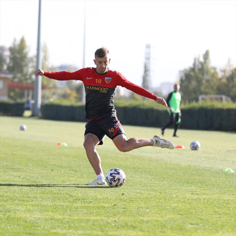 Kayserispor'da Galatasaray Maçı Hazırlıkları Devam Ediyor