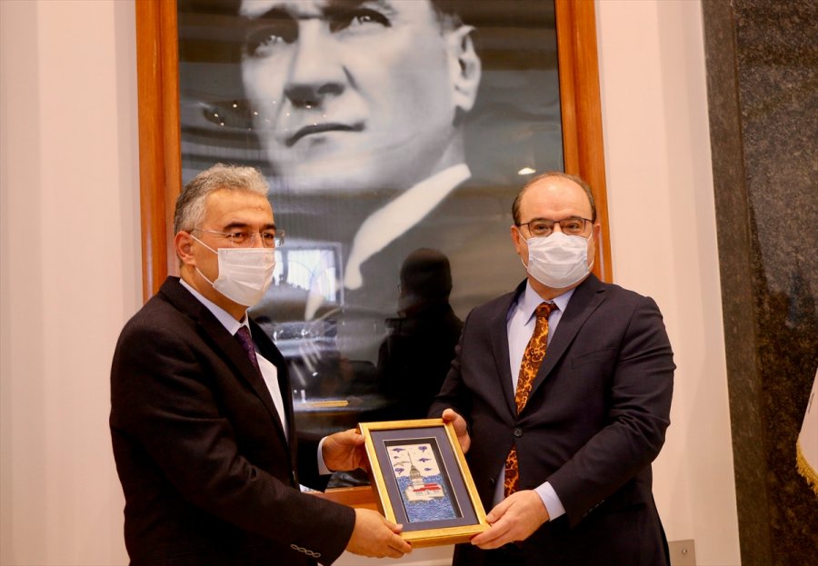 Kültür Ve Turizm Bakan Yardımcısı Çam, Yunus Emre Yılı Hazırlık Toplantısı'na Katıldı: