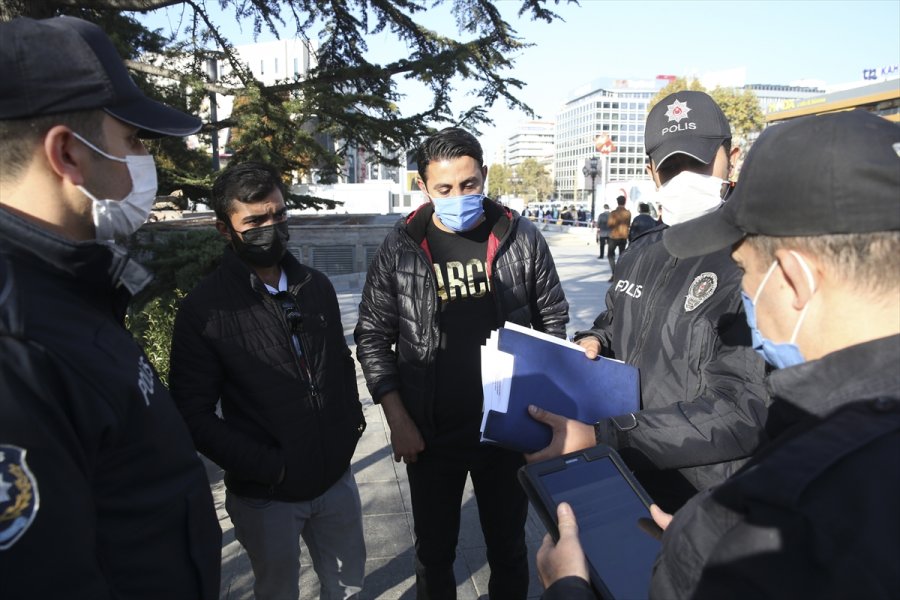 Ankara'da Açık Alanda Sigara Denetimi Yapıldı