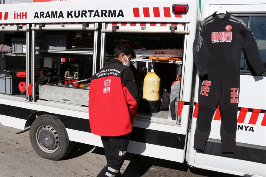Arama Kurtarma Kahramanları İzmir'de Yaşananları Unutamıyor