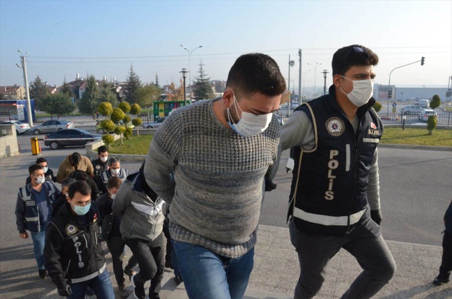 Karaman'da Uyuşturucu Operasyonunda Yakalanan 9 Şüpheli Adliyeye Sevk Edildi