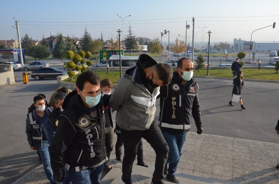 Karaman'da Uyuşturucu Operasyonunda Yakalanan 9 Şüpheli Adliyeye Sevk Edildi
