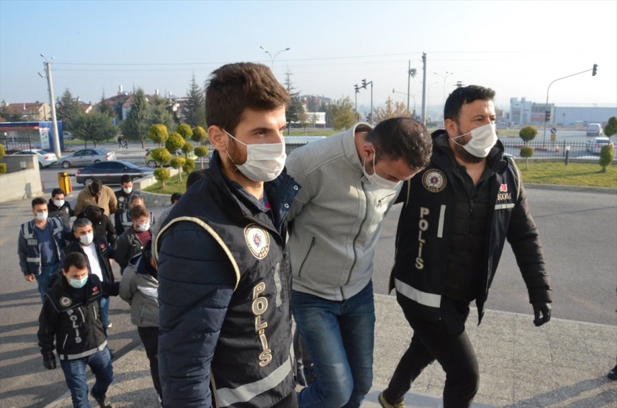 Karaman'da Uyuşturucu Operasyonunda Yakalanan 9 Şüpheli Adliyeye Sevk Edildi