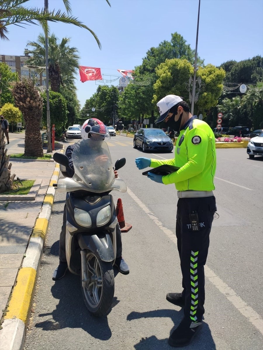 Kurallara Uymayan Motosiklet Sürücüleri Denetime Takıldı