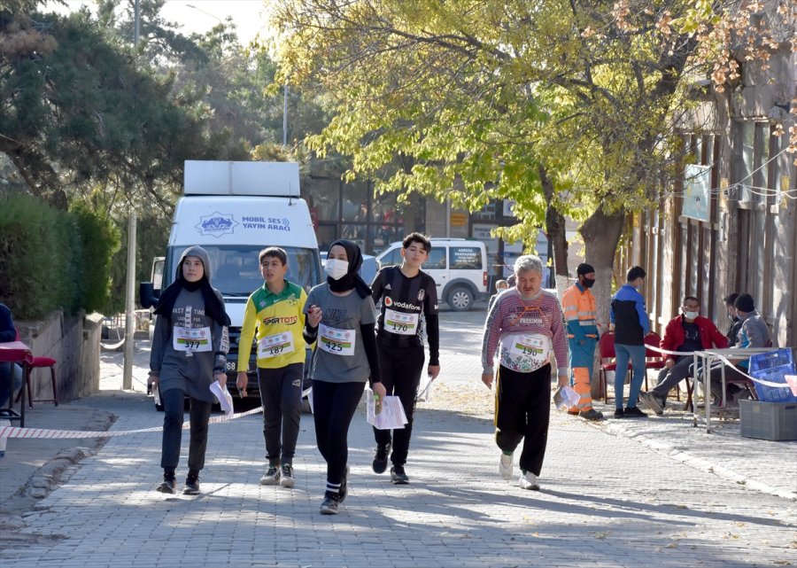 Türkiye Oryantiring Şampiyonası 1. Kademe Yarışları Sona Erdi