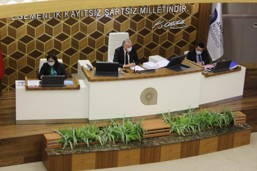 Antalya Büyükşehir Belediyesinin 2021 Bütçesi Geçen Yıla Göre Düştü
