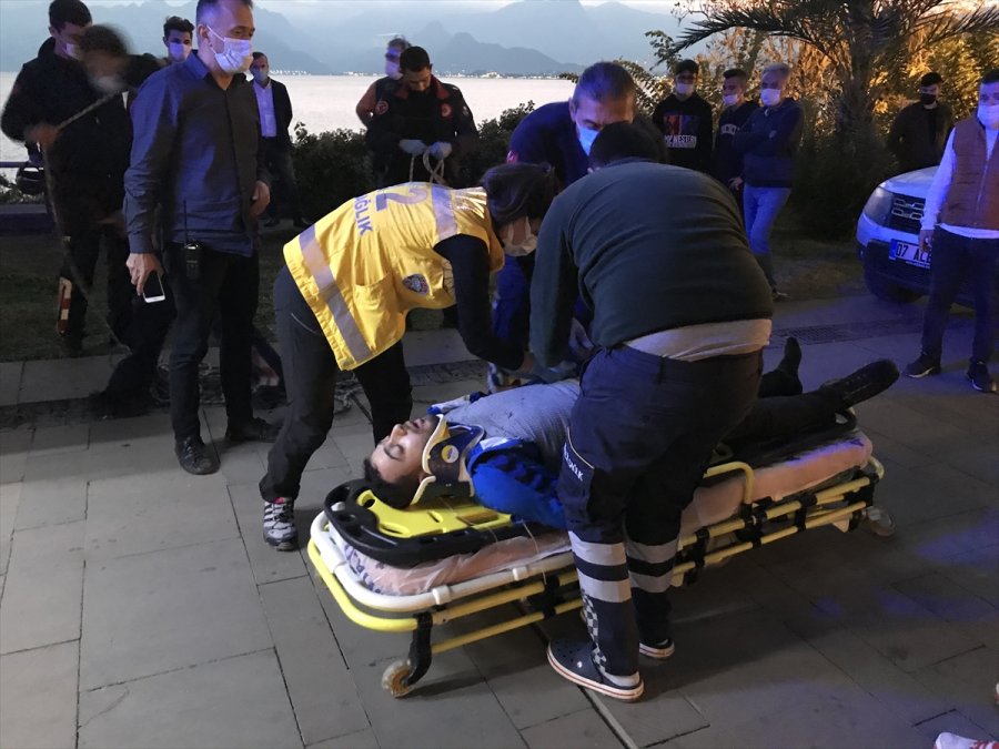 Antalya'da Falezlerden Düşen Kişi Yaralandı