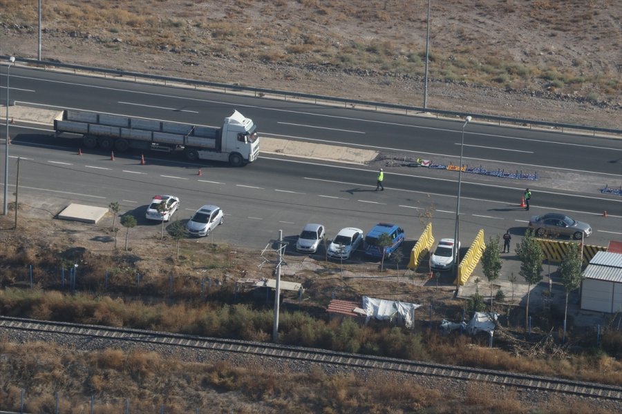 Kayseri'de Jandarmadan Helikopter Destekli Trafik Denetimi