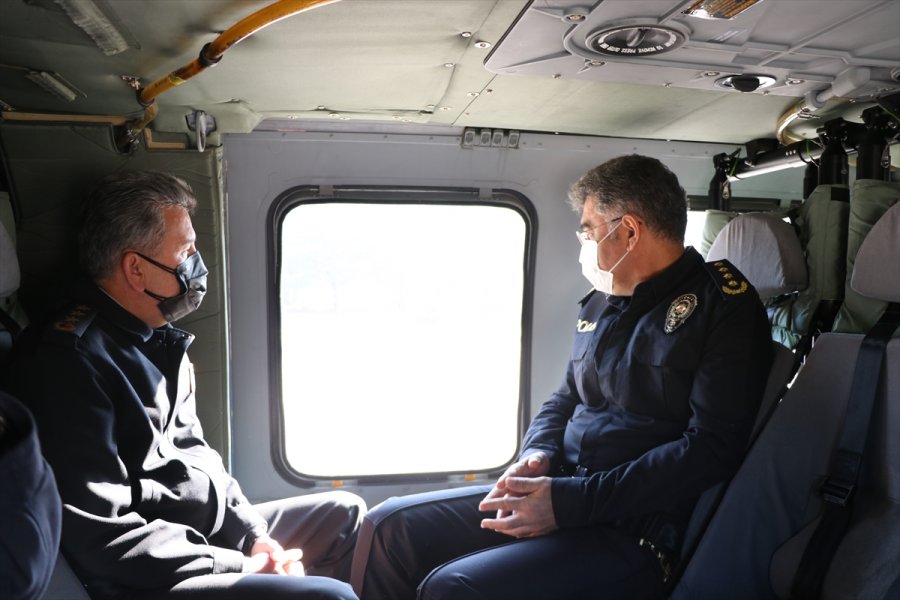 Kayseri'de Jandarmadan Helikopter Destekli Trafik Denetimi