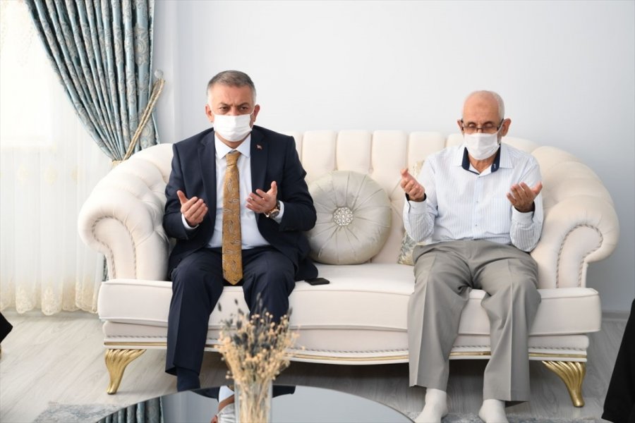 Antalya Valisi Ersin Yazıcı, İlçe Ziyaretlerini Sürdürüyor