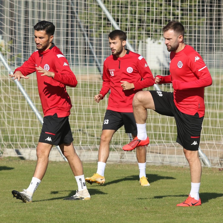 Antalyaspor, Alanyaspor Maçı Hazırlıklarını Sürdürdü