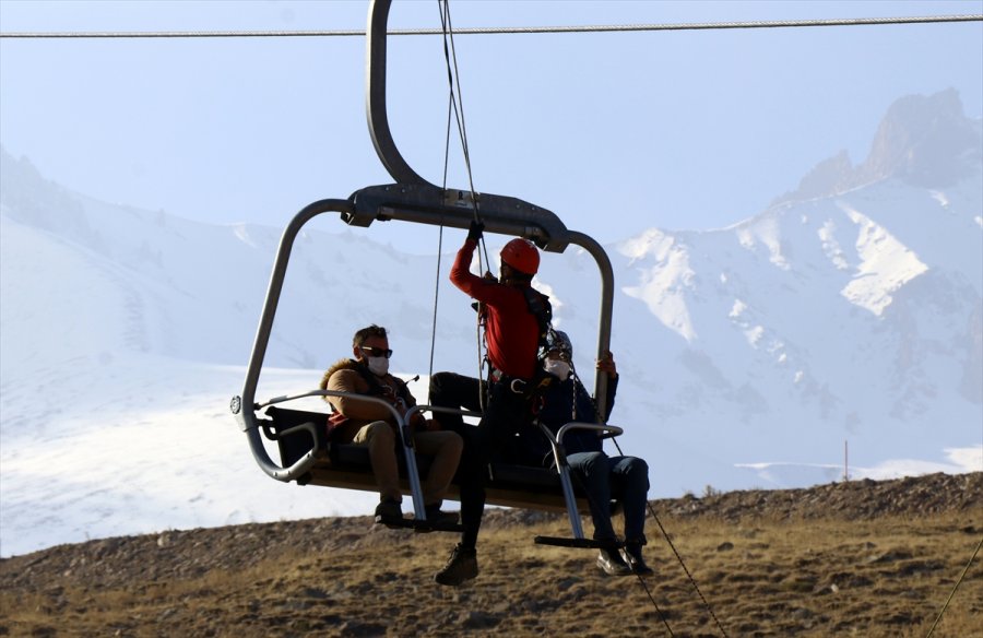 Erciyes'te Kayak Sezonu Öncesi Kurtarma Tatbikatı Yapıldı