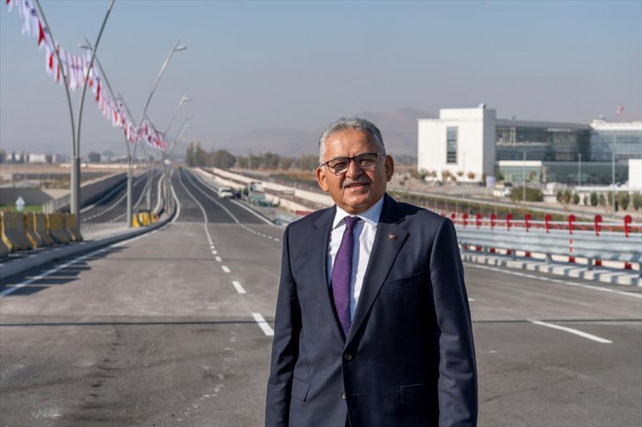 Kayseri Büyükşehir Belediyesinden 25 Milyon Liralık Yol Yatırımı