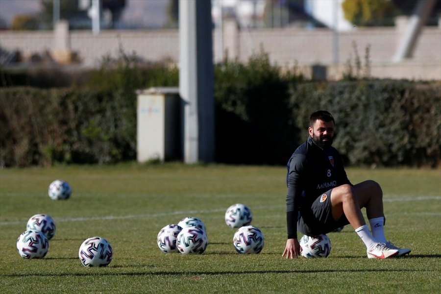 Kayserispor Teknik Direktörü Samet Aybaba: 