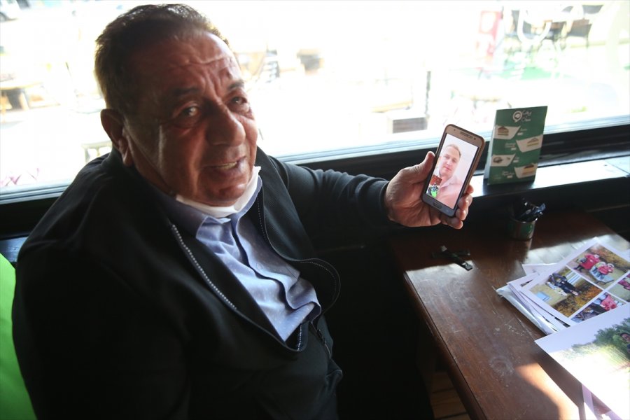 Sahip Çıktığı Evsiz Rus Çocuğa 28 Yıldır Babalık Yapıyor