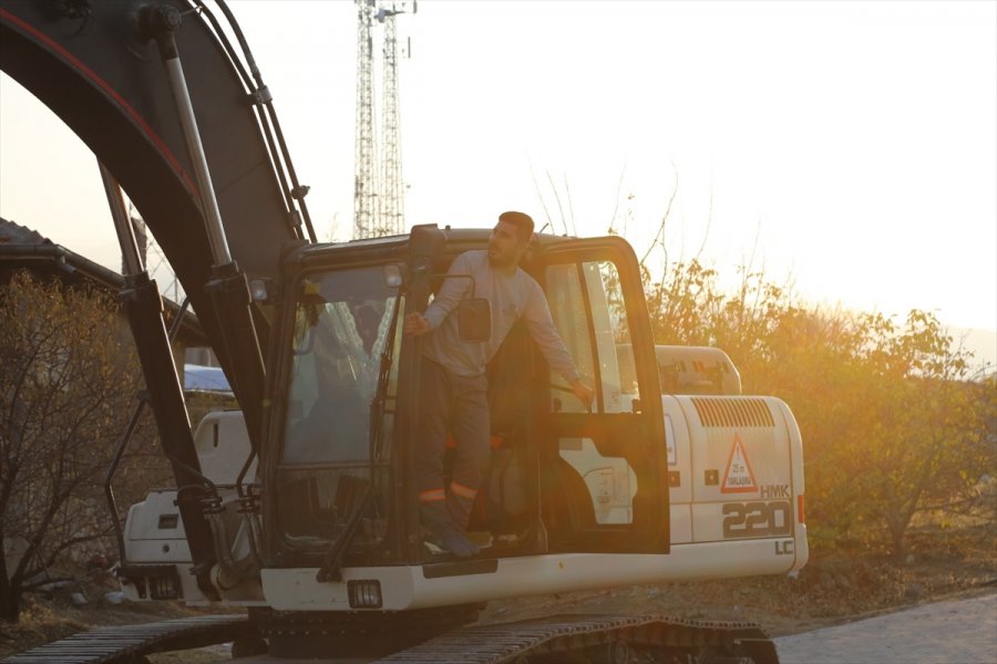 Halkapınar'da Fiber İnternet Altyapı Çalışmaları