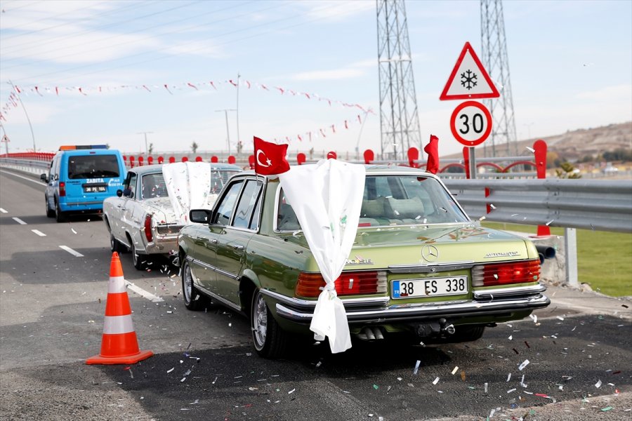 Kayseri'de 25 Milyon Liraya Mal Olan Yollar Hizmete Açıldı