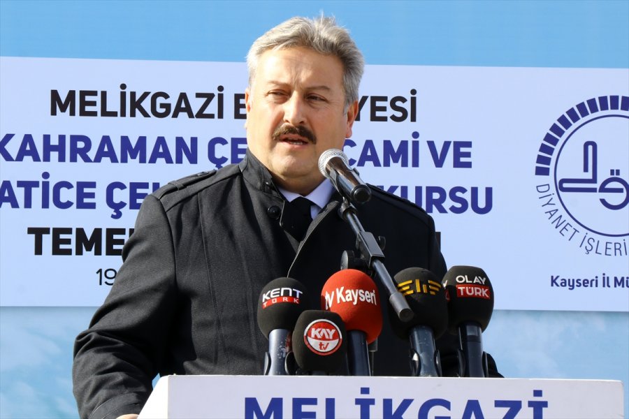 Kayseri'de Kahraman Çelebi Camii Ve Hatice Çelebi Kur'an Kursu'nun Temeli Atıldı
