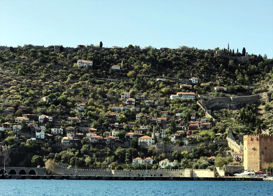 Koronavirüs Sürecinde Türkiye'yi 