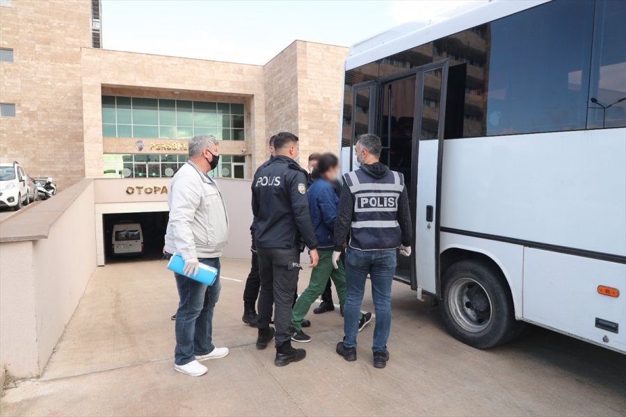 Antalya'da Aranan 46 Şüpheli Yakalandı