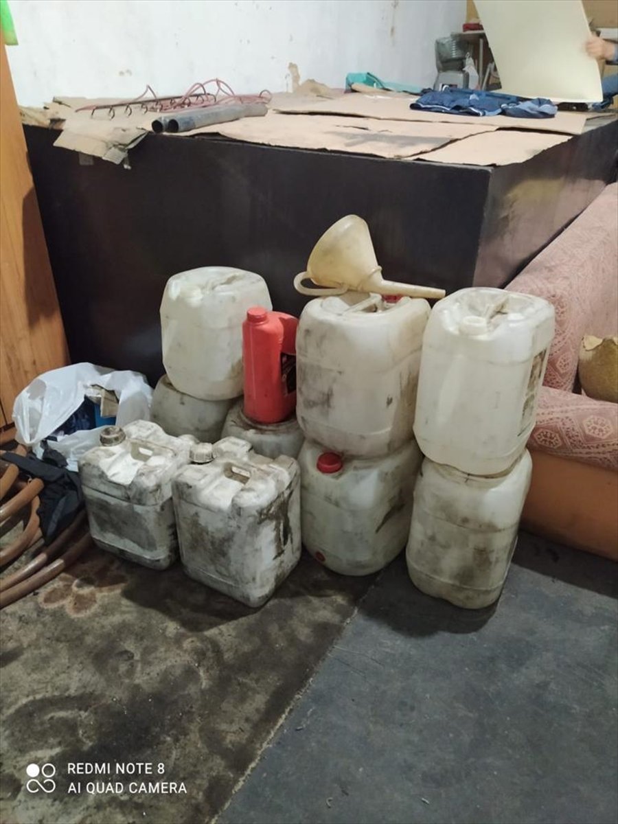 Karaman'da 9 Bin Litre Kaçak Akaryakıt Ele Geçirildi