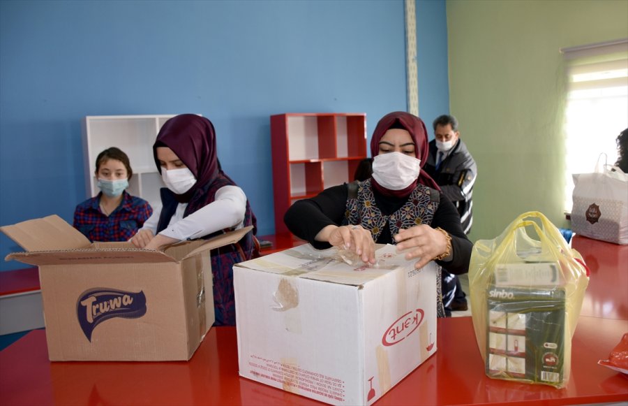 Fizik Profesörü Hayatını Köy Çocuklarının Geleceği Ve Eğitimine Adadı