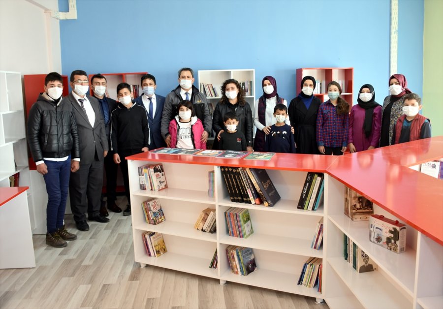 Fizik Profesörü Hayatını Köy Çocuklarının Geleceği Ve Eğitimine Adadı