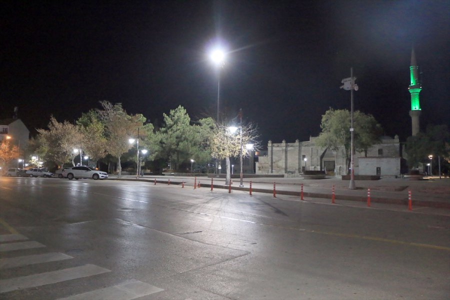 Konya, Aksaray, Karaman Ve Afyonkarahisar'da Sokağa Çıkma Kısıtlaması Başladı