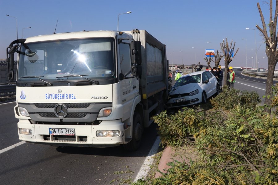 Kayseri'de Trafik Kazası: 3 Yaralı