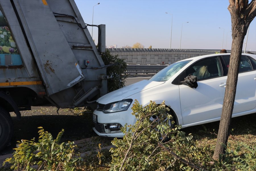 Kayseri'de Trafik Kazası: 3 Yaralı